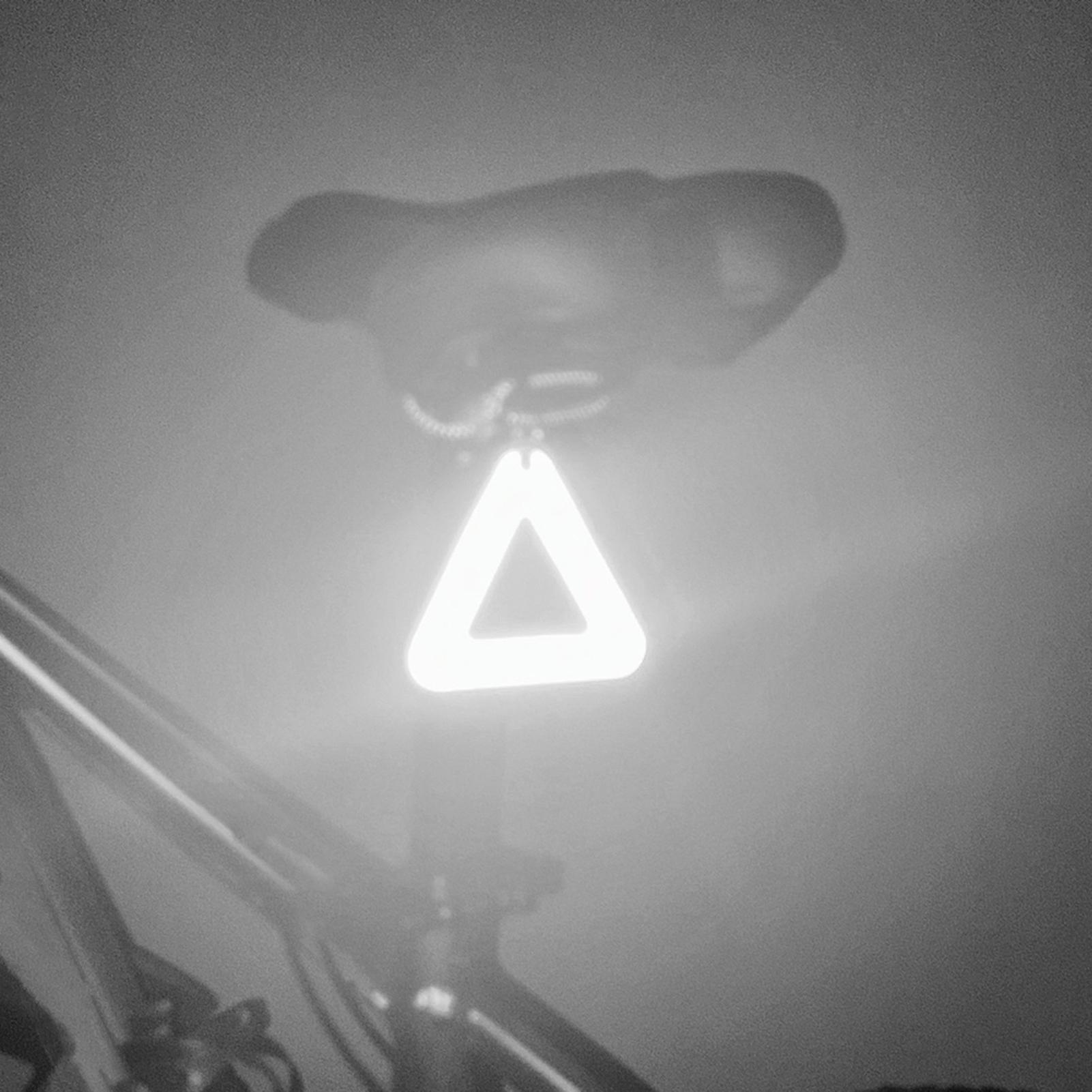 Reflective Pendants High Visib - đánh giá và giá Running Gear Usa