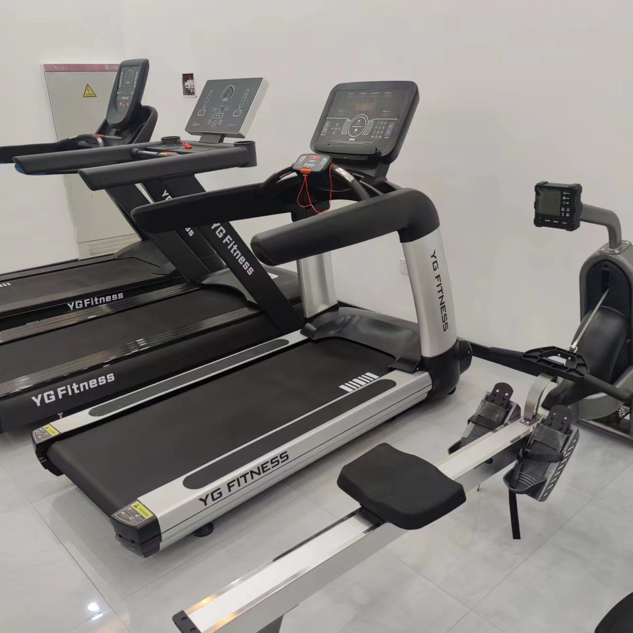 Gym Use Electric Treadmill 3 H - đánh giá và giá High And Running Gear